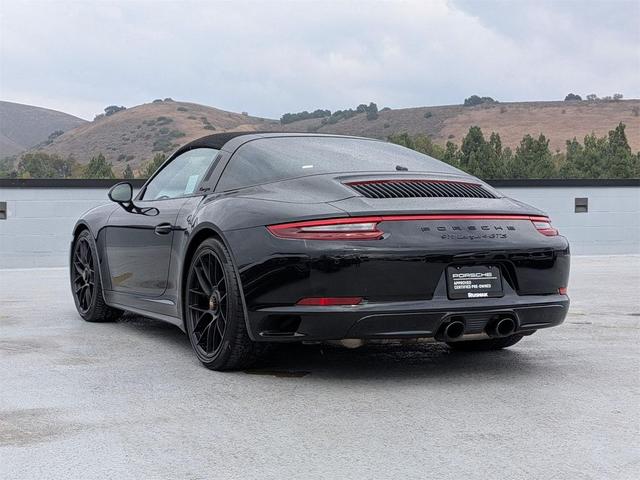 Photo of 2018 Jet Black Metallic Porsche 911