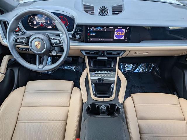 Photo of 2025 White Porsche Cayenne