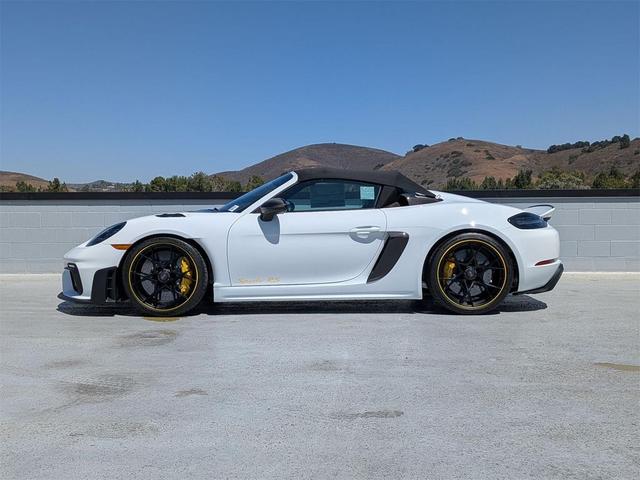 Photo of 2025 White Porsche 718 Spyder