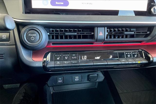 Photo of 2024 Midnight Black Metallic Toyota Prius Prime