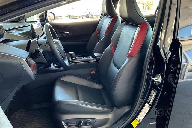 Photo of 2024 Midnight Black Metallic Toyota Prius Prime