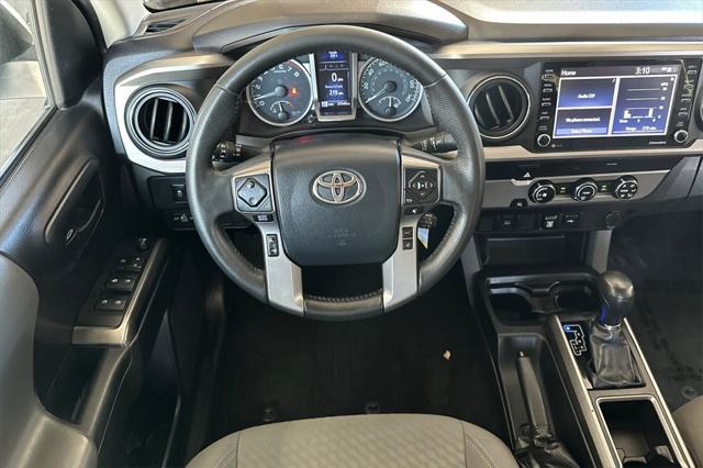 Photo of 2020 Super White Toyota Tacoma