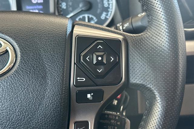 Photo of 2020 Super White Toyota Tacoma
