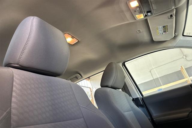 Photo of 2020 Super White Toyota Tacoma