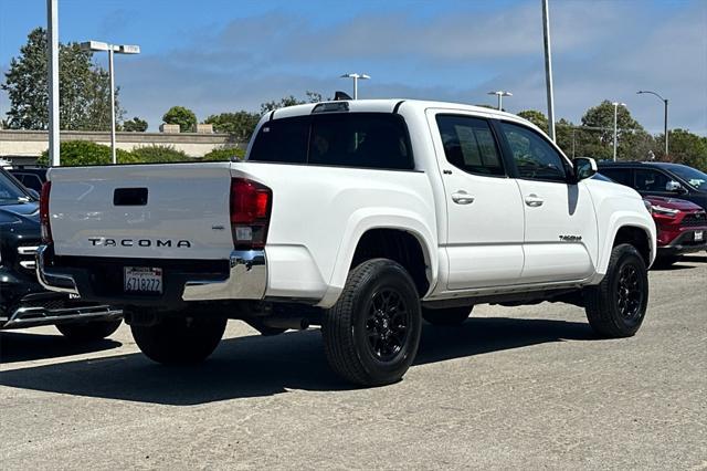 Photo of 2020 Super White Toyota Tacoma