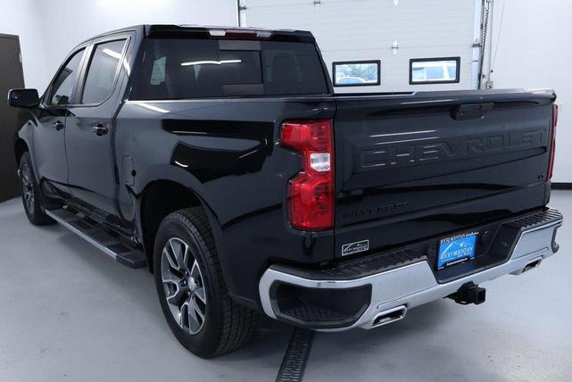 Photo of 2021 Black Chevrolet Silverado 1500