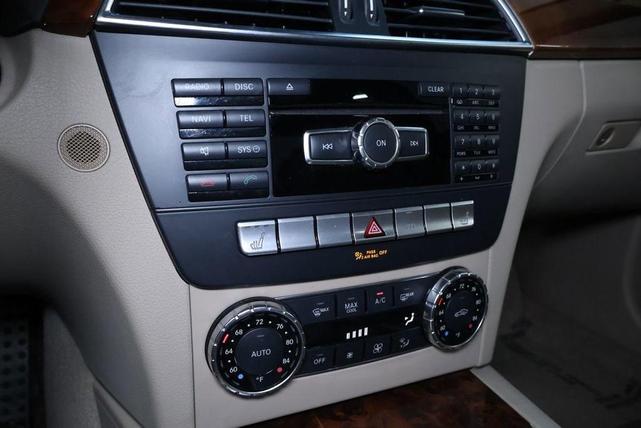 Photo of 2014 Polar White Mercedes-Benz C-Class