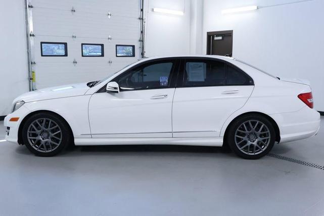 Photo of 2014 Polar White Mercedes-Benz C-Class