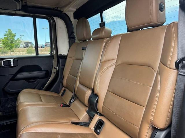 Photo of 2020 Gator Clearcoat Jeep Gladiator