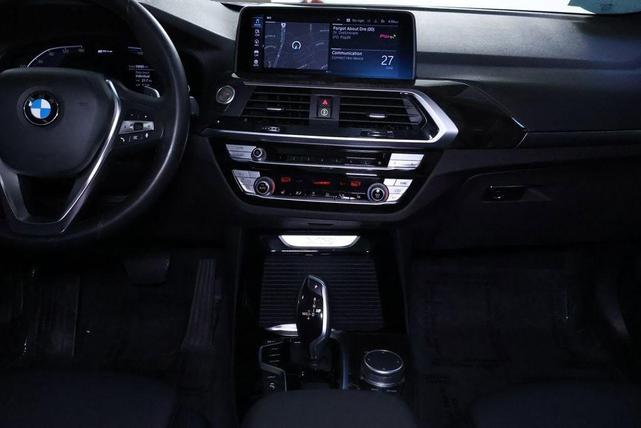 Photo of 2020 Mineral White Metallic BMW X3 PHEV