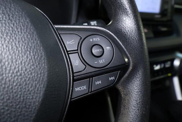 Photo of 2022 White Toyota RAV4