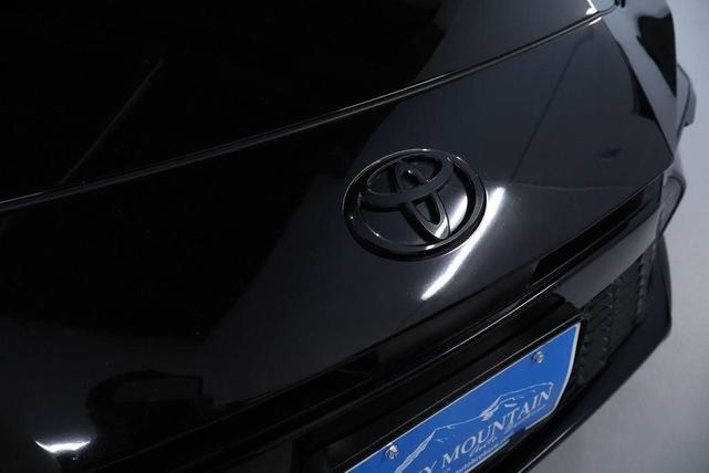 Photo of 2025 Midnight Black Metallic Toyota Camry