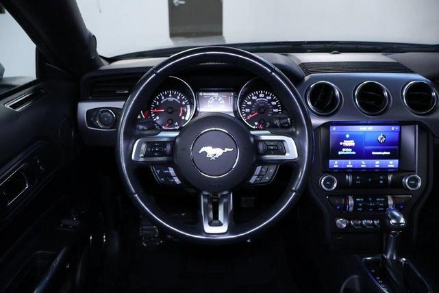 Photo of 2023 Silver Metallic Ford Mustang
