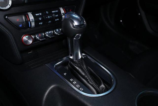 Photo of 2023 Silver Metallic Ford Mustang