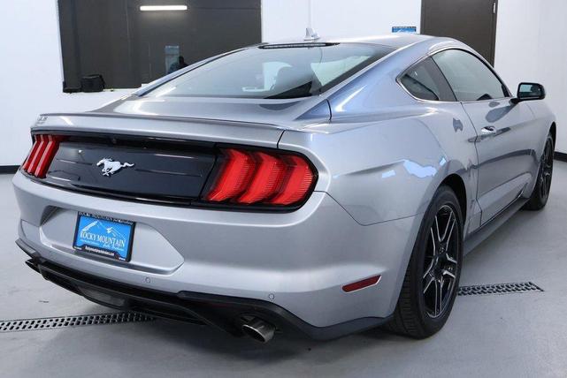 Photo of 2023 Silver Metallic Ford Mustang