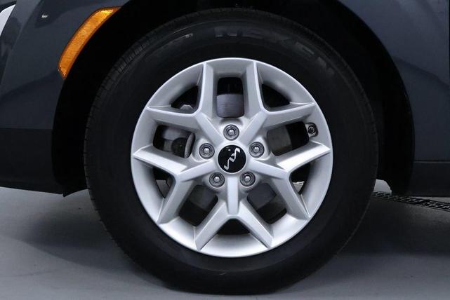 Photo of 2024 Gravity Gray Kia Soul