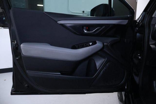 Photo of 2024 Crystal Black Silica Subaru Outback