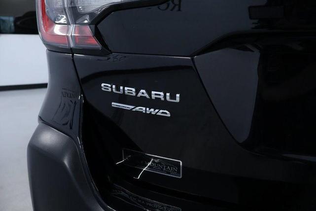 Photo of 2024 Crystal Black Silica Subaru Outback