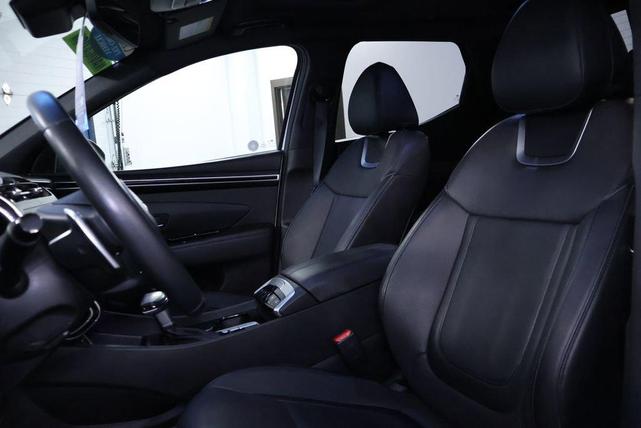 Photo of 2022 Ice White Hyundai SANTA CRUZ