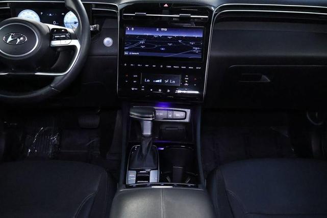 Photo of 2022 Ice White Hyundai SANTA CRUZ