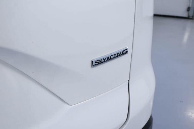 Photo of 2022 Snowflake White Pearl Mica Mazda CX-9
