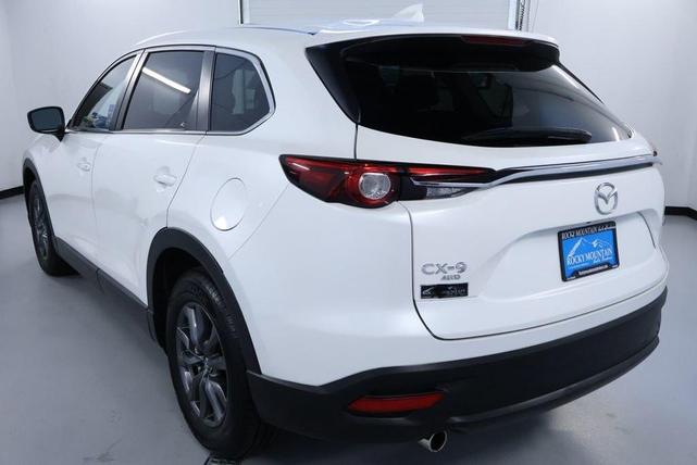Photo of 2022 Snowflake White Pearl Mica Mazda CX-9