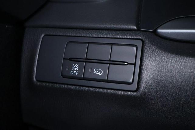 Photo of 2022 Snowflake White Pearl Mica Mazda CX-9