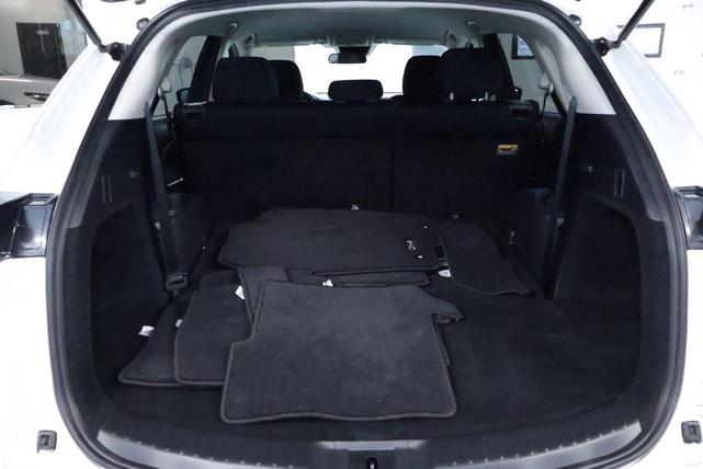 Photo of 2022 Snowflake White Pearl Mica Mazda CX-9