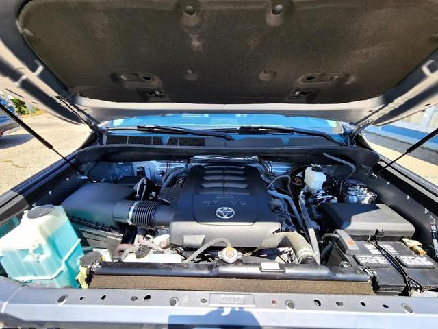 Photo of 2021 Gray Toyota Tundra