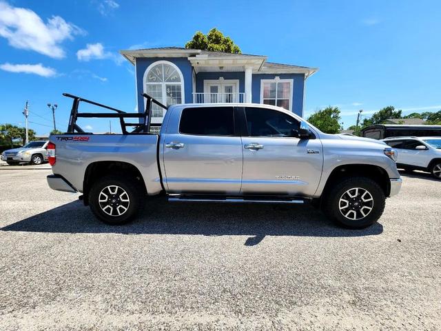 Photo of 2021 Gray Toyota Tundra