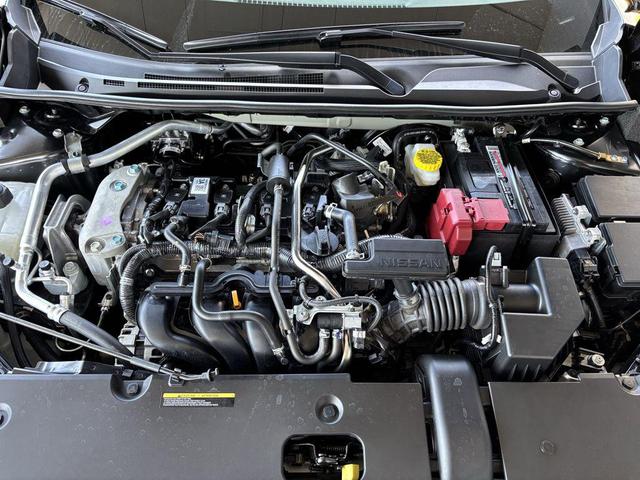 Photo of 2025 Super Black Nissan Sentra