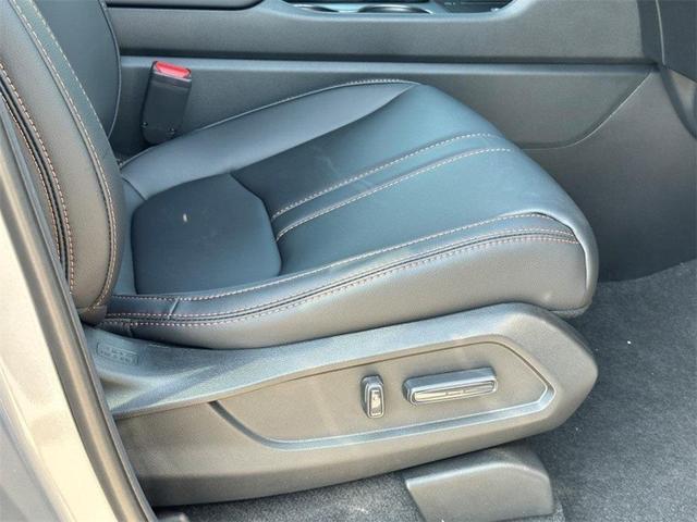Photo of 2025 Alabaster Silver Metallic Honda Pilot