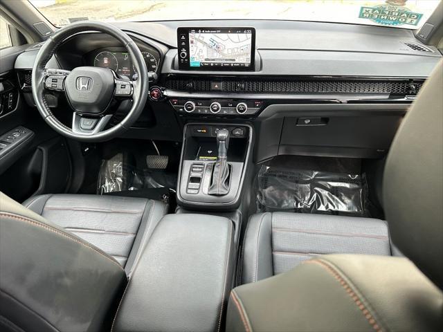 Photo of 2023 Lunar Silver Metallic Honda CR-V Hybrid