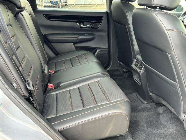 Photo of 2023 Lunar Silver Metallic Honda CR-V Hybrid