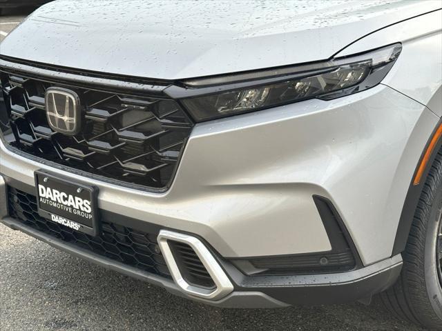 Photo of 2023 Lunar Silver Metallic Honda CR-V Hybrid