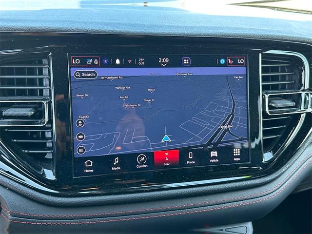 Photo of 2023 DB Black Crystal Clearcoat Dodge Durango