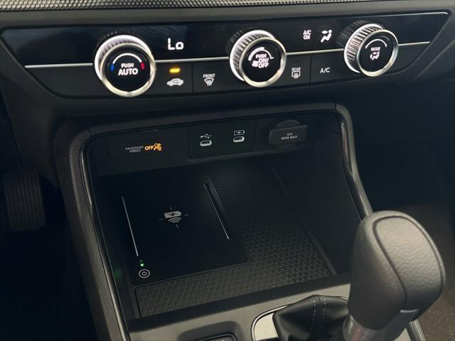 Photo of 2026 Crystal Black Pearl Honda CR-V