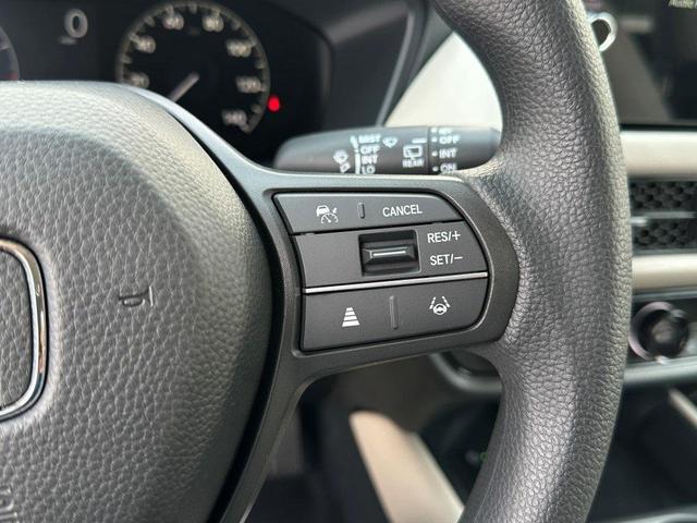 Photo of 2026 Solar Silver Metallic Honda HR-V