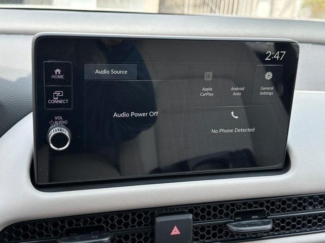 Photo of 2026 Solar Silver Metallic Honda HR-V