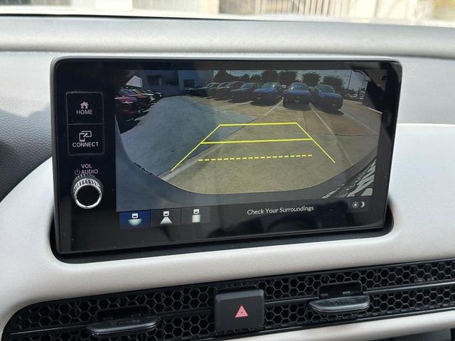 Photo of 2026 Solar Silver Metallic Honda HR-V