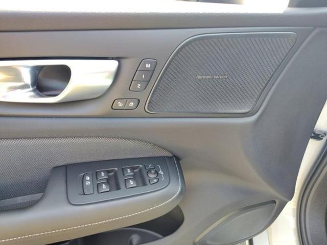 Photo of 2024 Crystal White Metallic Volvo S60