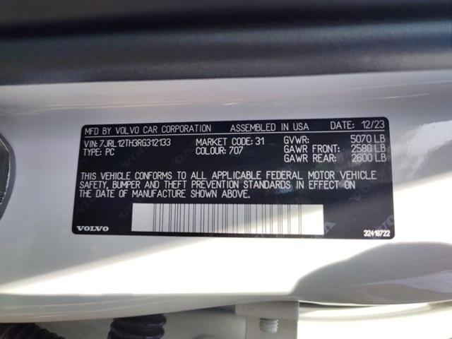 Photo of 2024 Crystal White Metallic Volvo S60