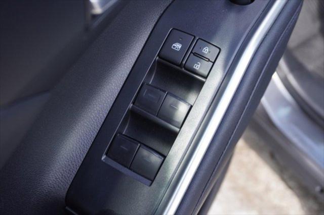 Photo of 2023 Magnetic Gray Metallic Toyota Highlander