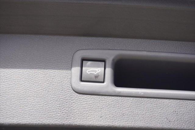 Photo of 2023 Magnetic Gray Metallic Toyota Highlander