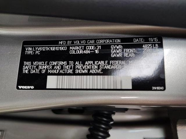 Photo of 2016 Seashell Metallic Volvo S60 Inscription