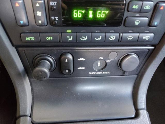 Photo of 2002 Evening Black Ford Thunderbird
