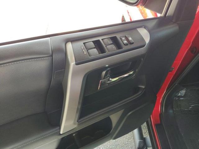 Photo of 2022 Barcelona Red Metallic Toyota 4Runner