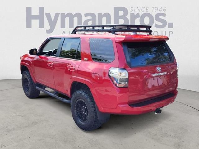 Photo of 2022 Barcelona Red Metallic Toyota 4Runner
