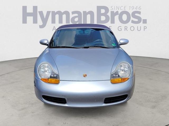 Photo of 1999 Polar Silver Metallic Porsche Boxster