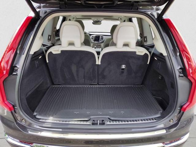 Photo of 2023 Platinum Grey Metallic Volvo XC90